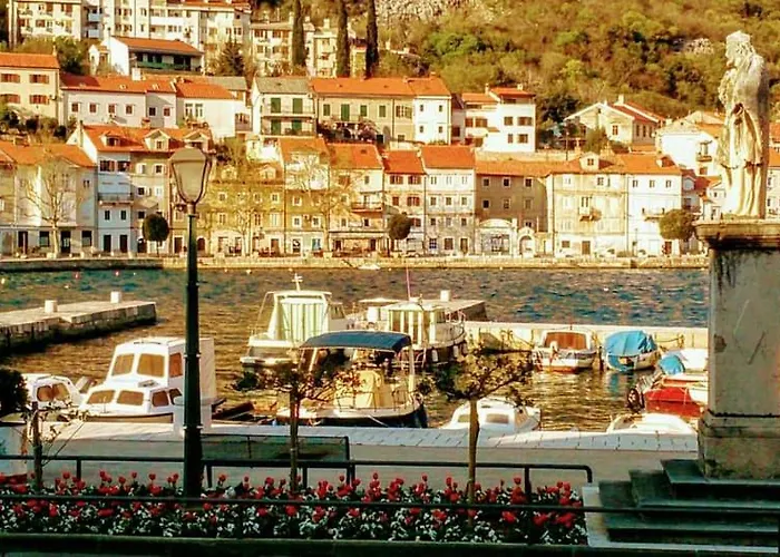 Volcera דירה באקר