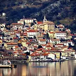Volcera Apartment
