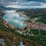 Volcera Apartment